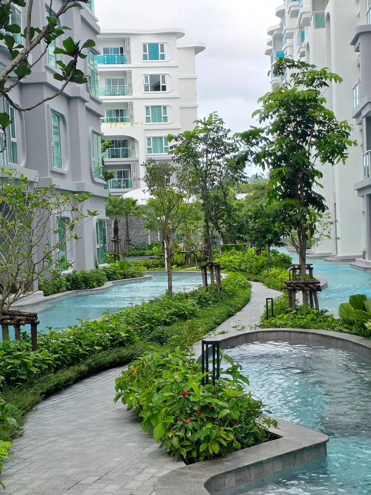 Lazy river
