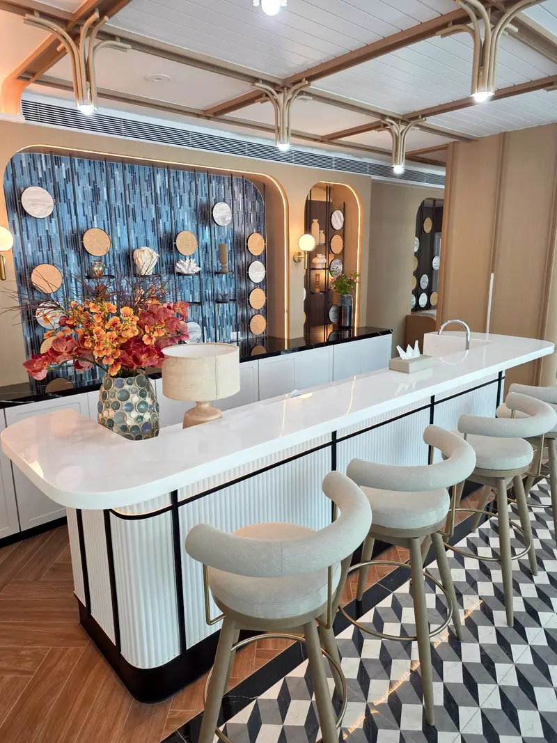 Clubhouse bar